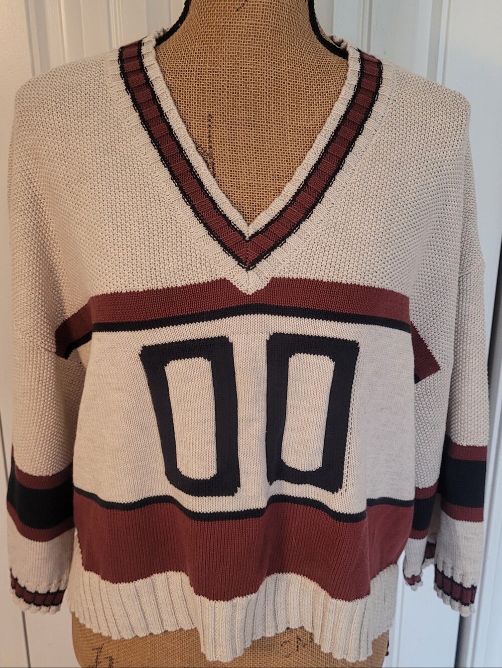 ANNIEWEAR "00" Varsity V-Neck Fall Sweater, NWT, S 🍂🍁